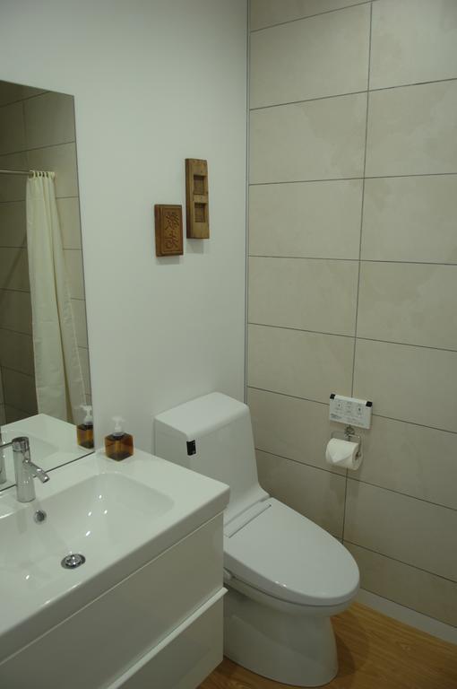 Cortina Apartment Otari Zimmer foto